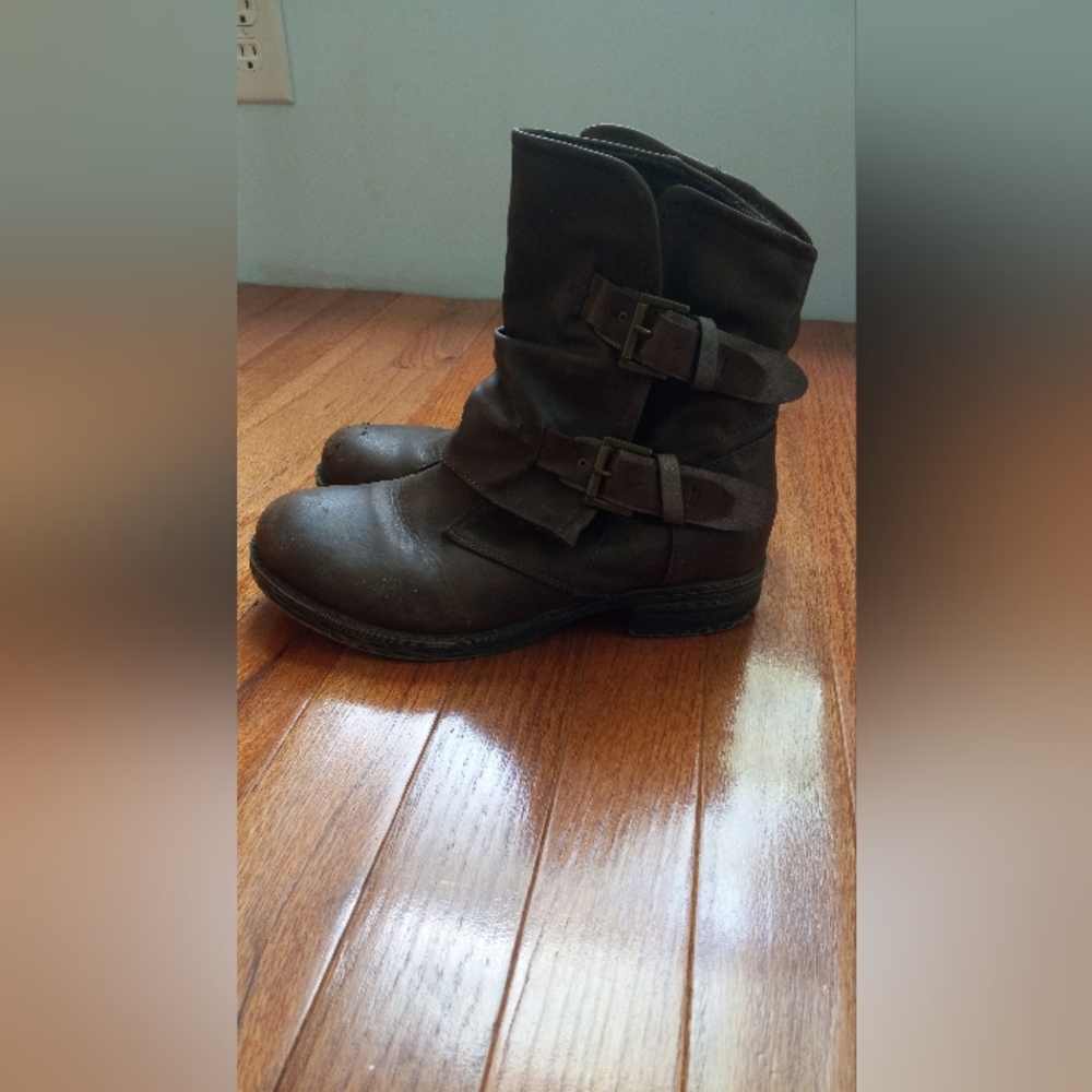 Ankle boots